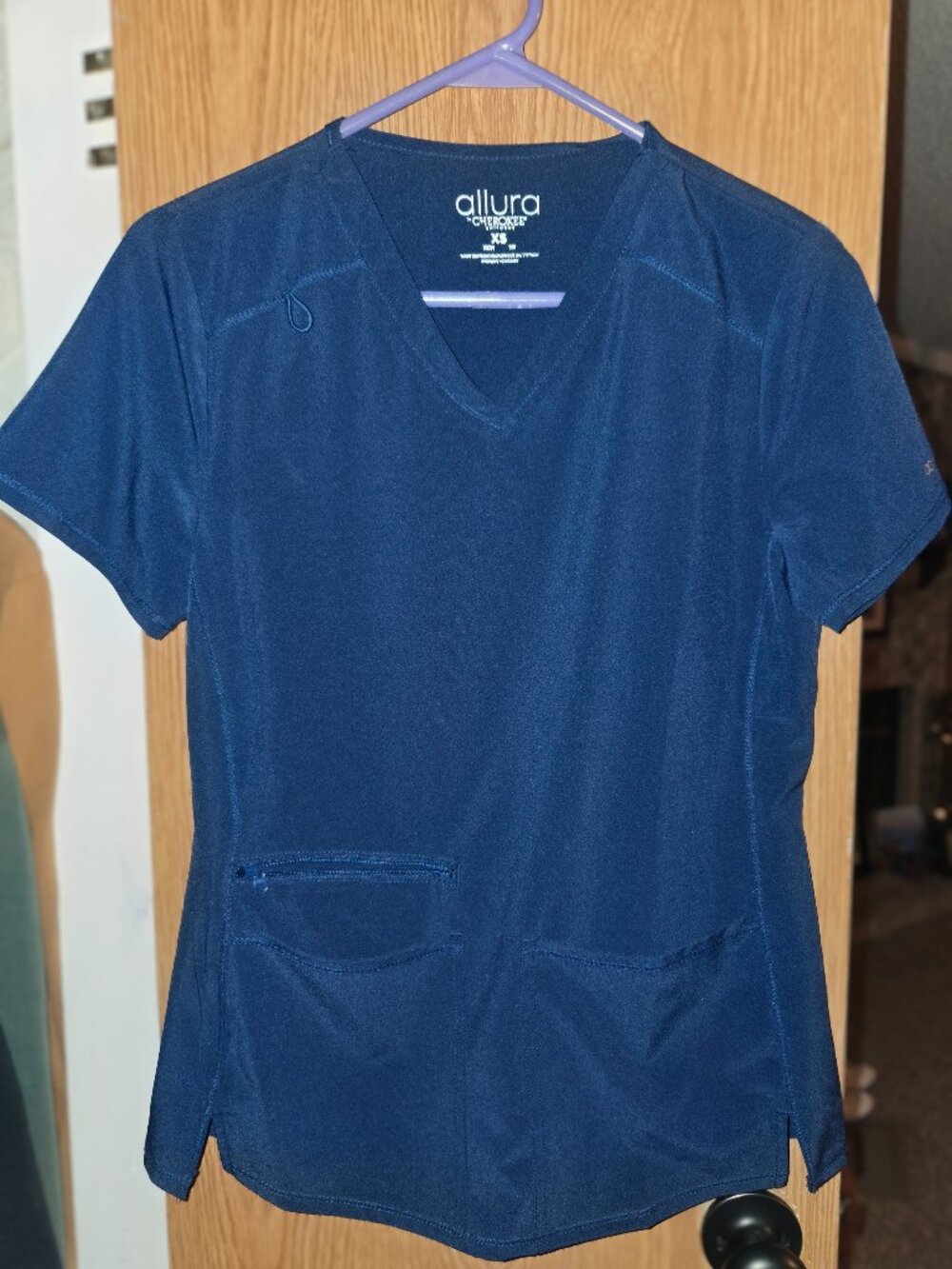 Allura XS women's navy scrub set